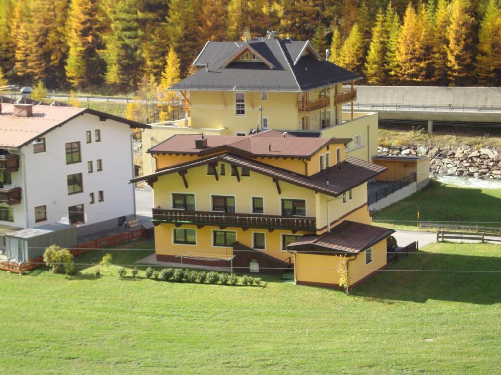 Bed and Breakfast Haus Sonnschein Sölden Exterior foto